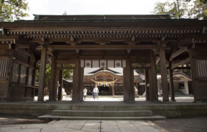 白山比咩神社の本堂